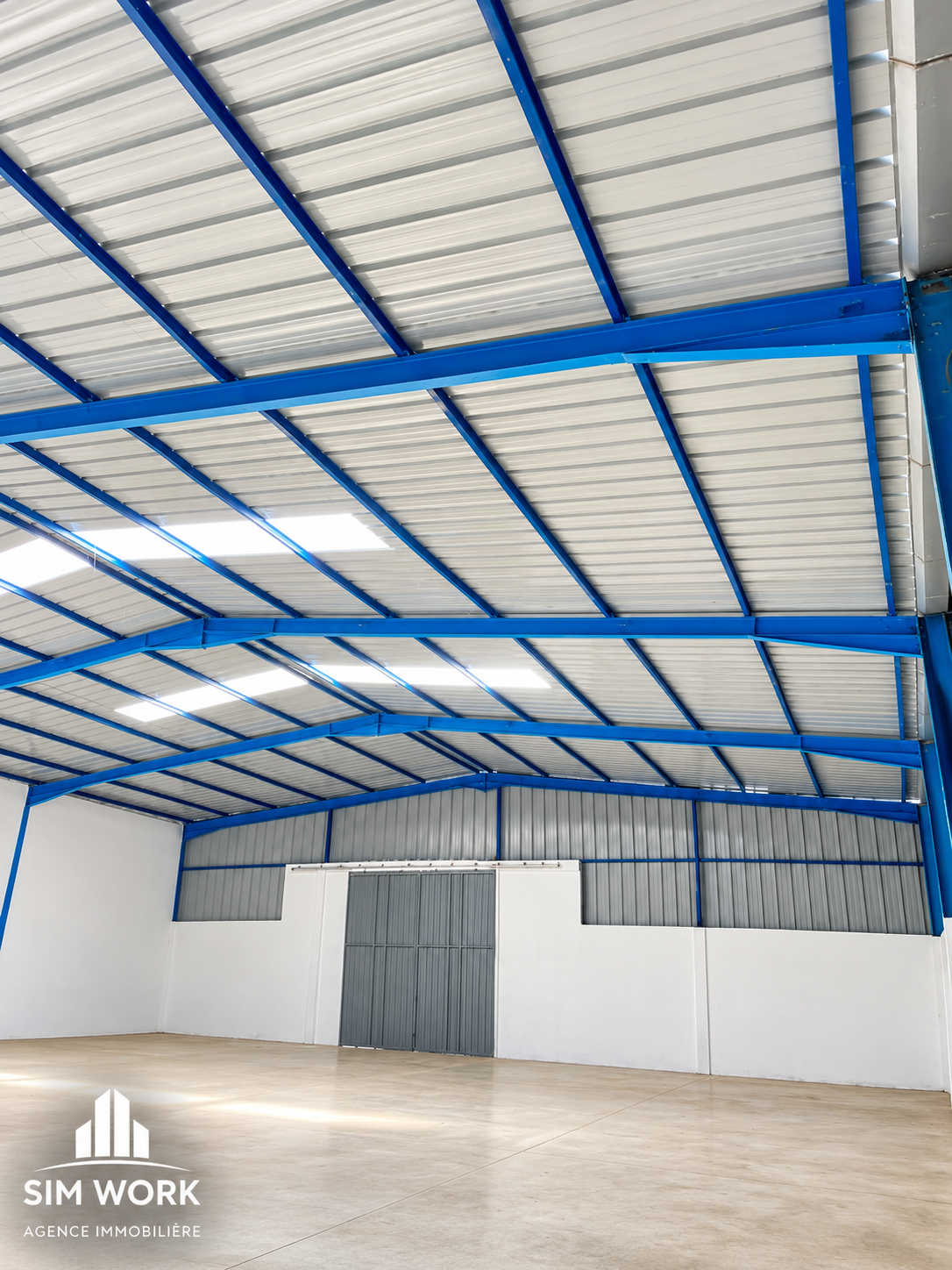 Local industriel de 1 000 m² sur terrain de 2 500 m² à louer – Chraka, Tanger